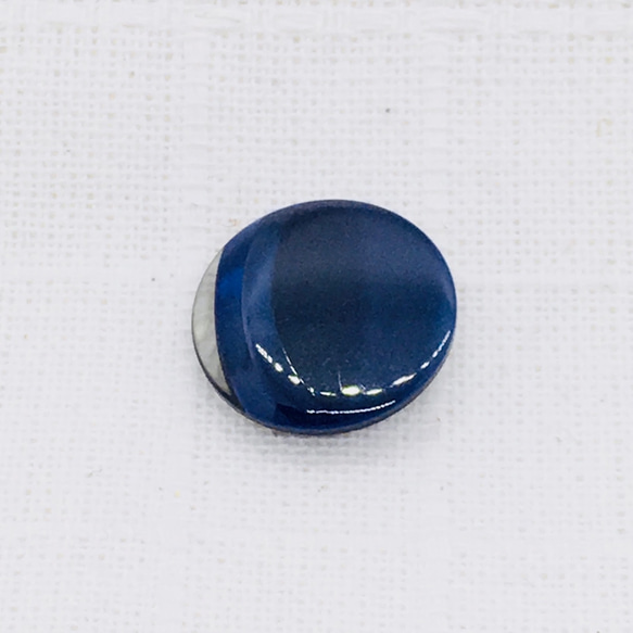 No.110 紺色のボタン（4個セット） 3枚目の画像