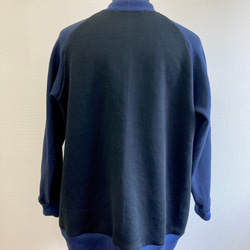 促銷價男女皆宜的雙色運動夾克黑色 x 海軍藍（尺碼男女免費 L-LL） 第8張的照片
