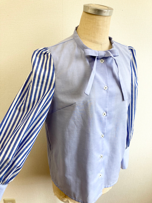 促銷價 ★ 絲帶很可愛❤️ 條紋可愛蓬鬆袖絲帶泰式襯衫 淺藍色（尺碼免費 M ~ L） 第7張的照片