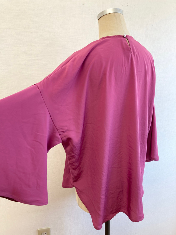 促銷價 ★ 亮色成人粉色❤️ 喇叭袖襯衫 震撼粉色（尺碼免費 L~LL） 第10張的照片