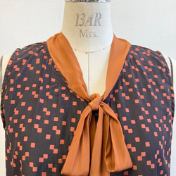 促銷價 ★ 成人上衣❤️ 絲帶泰式無袖上衣橙色（尺碼免費 M ~ L） 第4張的照片