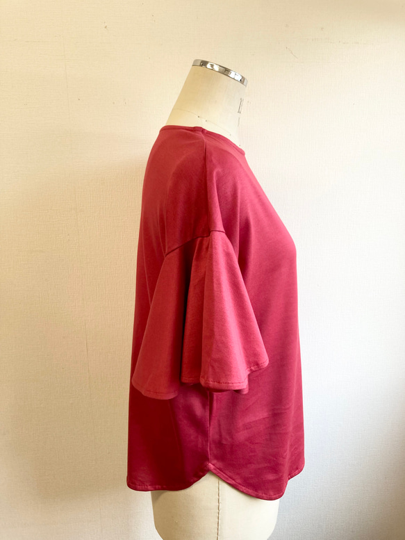 促銷價 ★ 鮮豔的維他命色❤️ 喇叭袖上衣 震撼粉色（尺碼免費 L ~ LL） 第6張的照片