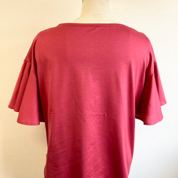 促銷價 ★ 鮮豔的維他命色❤️ 喇叭袖上衣 震撼粉色（尺碼免費 L ~ LL） 第8張的照片