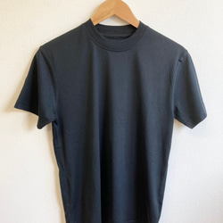 促銷價 ★ Remake T-shirt ❤️ 兩側邊框圖案 短袖上衣 黑色（M碼） 第3張的照片