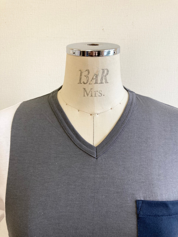 セール価格★リメイクTシャツ❤️バイカラー半袖Tシャツ　グレー白黒（サイズM） 4枚目の画像