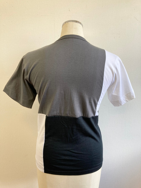 セール価格★リメイクTシャツ❤️バイカラー半袖Tシャツ　グレー白黒（サイズM） 8枚目の画像