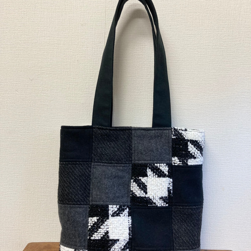 入荷なう セール価格☆継接ぎ市松模様❤️千鳥柄ウールトートバッグ トートバッグ
