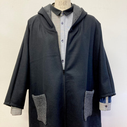 銷售價格★受歡迎的再次上架×10❤️雨披風格的大都曼羊毛帽衫外套黑色（尺寸M〜L） 第2張的照片