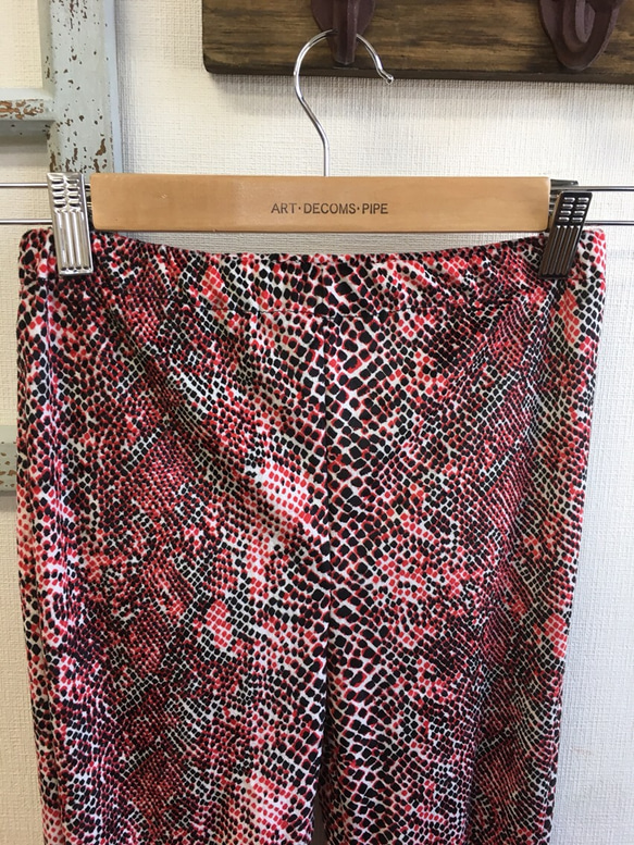 促銷價格★豹紋緊身褲❤️絲絨風格精緻減肥緊身褲紅色（M號） 第3張的照片
