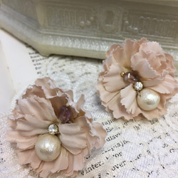 銷售價★花瓣棉珍珠耳環（米色粉色） 第3張的照片