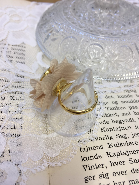 促銷價 ★ 花瓣和珍珠鈕扣戒指（尺寸可調節） 第3張的照片