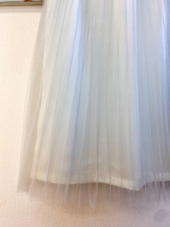 促銷價 ★ 淺灰色時尚 ❤️ 薄紗風琴裙（尺碼不限 M ~ L） 第5張的照片