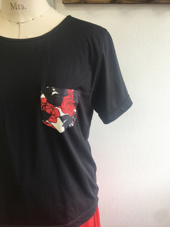 促銷價★成人迷人❤️紅薔薇口袋簡約T卹黑色（尺碼免L〜LL） 第3張的照片
