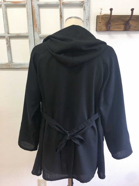 大人ジャケット❤️さらりとしたコットン生地のフードのミディアム丈ロングジャケット 黒（サイズフリー L〜Ｌ L） 10枚目の画像
