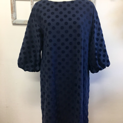 促銷價★波爾卡圓點我喜歡❤️絲絨材質圓點氣球袖剪裁和禮服連衣裙海軍藍（尺碼M~L） 第2張的照片