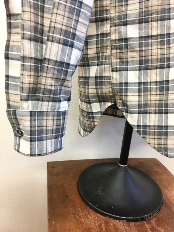 銷售價格★男女皆宜的❤️男士格子法蘭絨長袖襯衫米色和灰色（免費尺碼L〜LL） 第7張的照片