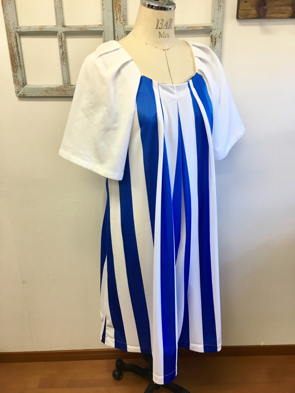 促銷價★推薦舞台服裝❤️條紋圖案褶皺袖連衣裙藍色（尺碼免費L） 第5張的照片