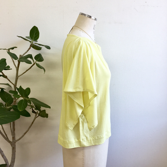 銷售價格★涼爽❤️打開的袖子飄動的寬袖上衣黃色（從L到LL無尺碼） 第7張的照片