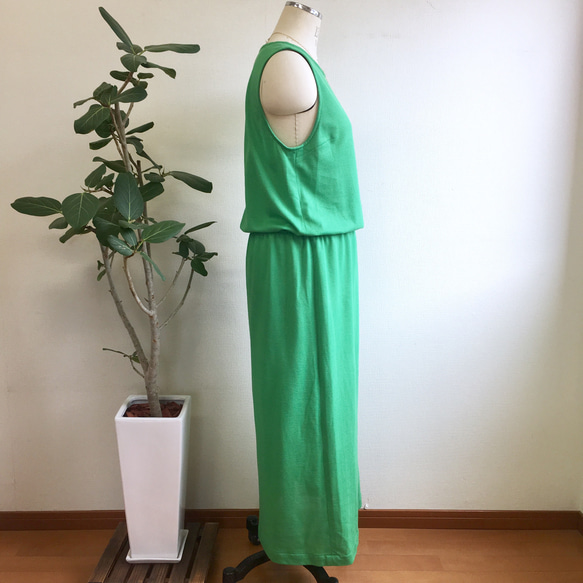 銷售價格★明亮的綠色❤️Polo衫材料無袖長連衣裙綠色（尺寸免費L〜LL） 第6張的照片