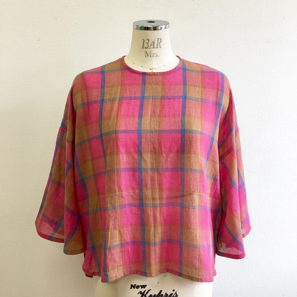 セール価格★鮮やかチェック❤️フレア袖のブラウス ピンク（サイズフリー L〜 L L） 3枚目の画像