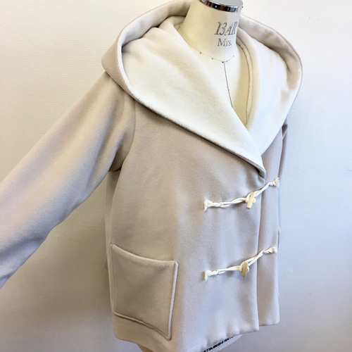 セール価格☆ふわふわあったか❤️大きめフードのウールダッフルコート