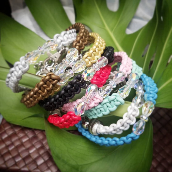 レザーleather♥スワロ♥チェコガラスリボン♪【首輪】[お好きな色の革編み]　クリスタル 2枚目の画像