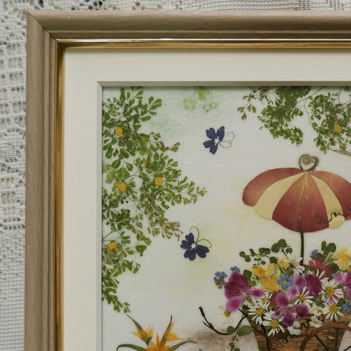 押し花アート❀広場の花屋さん❀押し花額 絵画 アート インテリア 額装 風景画 押し花 押し花額 パリのお花屋さん 夏 秋 こかげ 風景 メルヘン