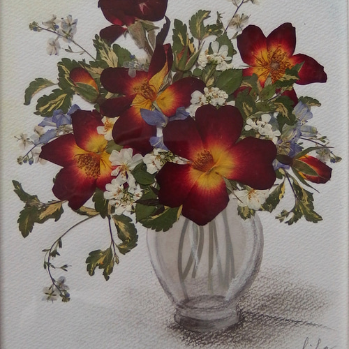 美品　ヴィンテージ　押し花　木製額　大きめ　落ち着いた色合いが素敵な　花　絵 低価格で大人気の ヴィンテージ 美品 押し花 落ち着いた色合いが