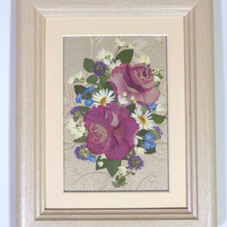 クリアファイルプレゼント！押し花アート。ピンクと紫の珍しいバラを使用。可愛いくて豪華 1枚目の画像