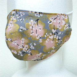 立体マスク 桜 和柄 布マスク 大人サイズ ゴム紐使用 1枚目の画像