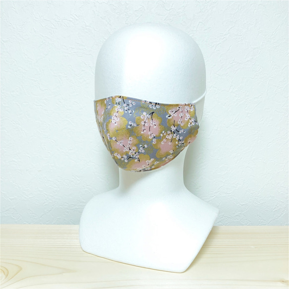 立体マスク 桜 和柄 布マスク 大人サイズ ゴム紐使用 2枚目の画像