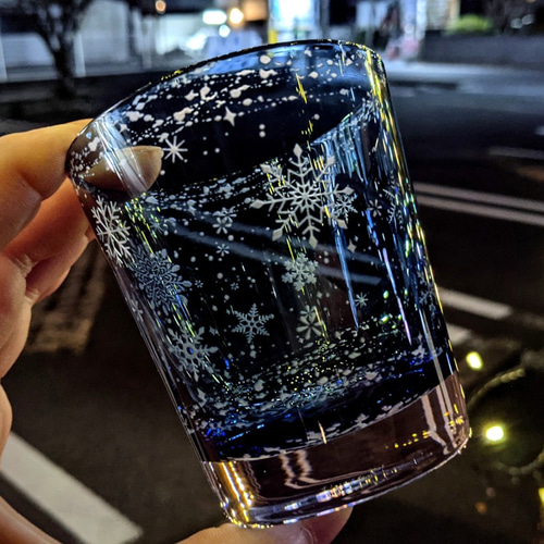 メロウグラスさんの青いお月様の作品 Mellow glass 青い月の作品 Mellow glass 青い月の作品 KAZUAKI