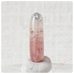 1点物！宝石質桜色バイカラートルマリン　(穴有り)C6 3枚目の画像
