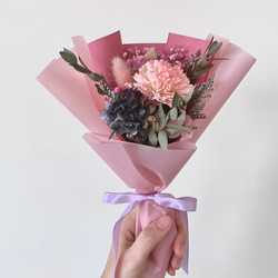 康乃馨乾燥花束 擴香花 母親節 花束 禮物 第2張的照片