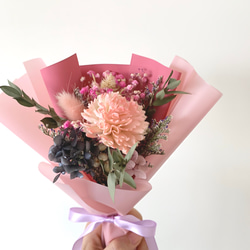 康乃馨乾燥花束 擴香花 母親節 花束 禮物 第3張的照片