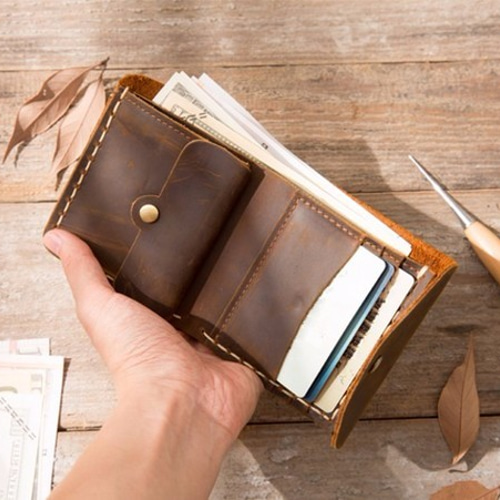 ☆送料無料 手作り メンズ レザー(本革) 二 折り財布 2色展開 二つ折り