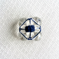 丸珠水晶のピラミッドペンダントトップ　オブジェ 4枚目の画像