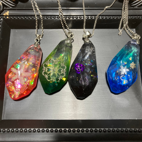 魔導騎士の魔晶石 ネックレス・ペンダント 葉月丸【幻夏庵