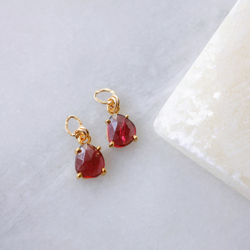 ガーネット(18kgp枠留)ピアスチャーム Jojuly Laima ピアス（フープ