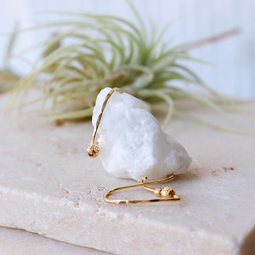 k18》フレンチフック/フープ ピアス Jojuly Cuore luxe ピアス（フープ