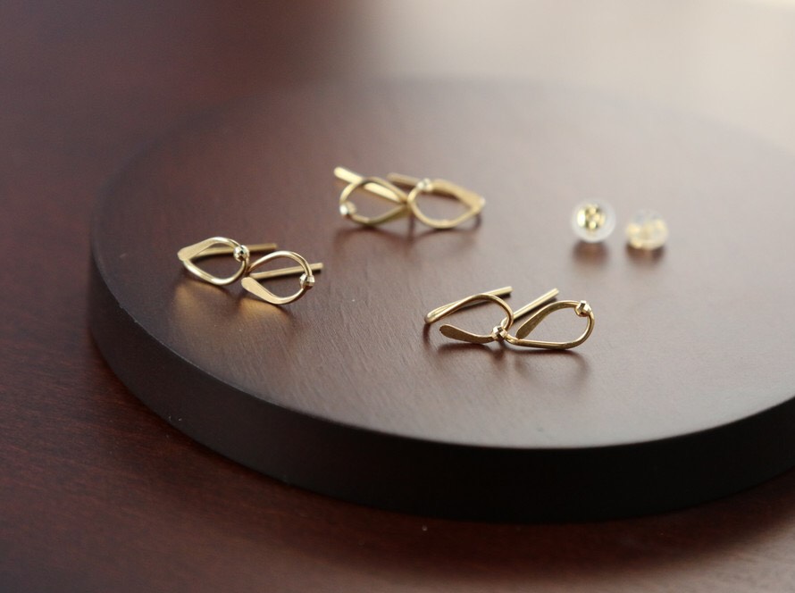 dropピアス 〜k18 ドロップピアス《受注制作》チャームプレゼント付き