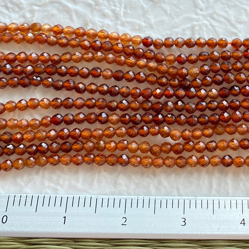 【40%OFF】オレンジガーネット／ビーズ径8mm／内径16.5cm オレンジガーネット ヘソナイト 2ミリ カット ビーズ 連 sb1618