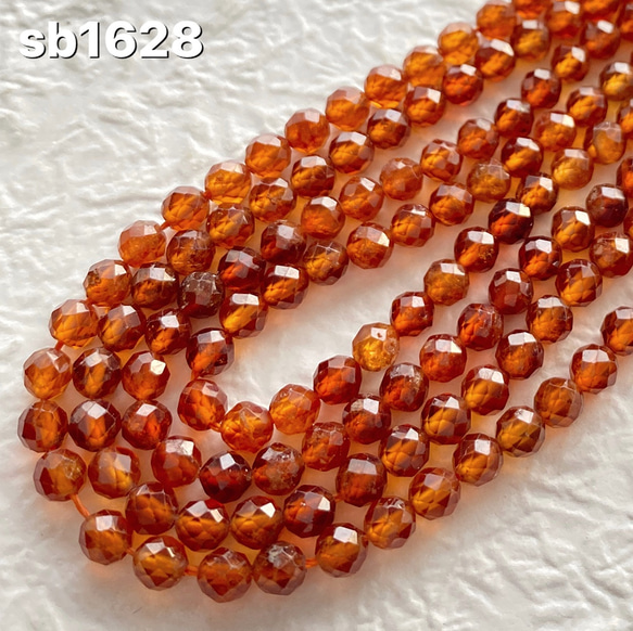 オレンジガーネット ヘソナイト 3.5ミリ カット ビーズ 連 sb1628 1枚目の画像