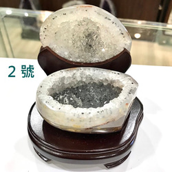 天然瑪瑙 早期聚寶盆 原礦 約450-700g 招財 居家擺設 辦公桌 含台製木座 可用來淨化 禮物 第4張的照片