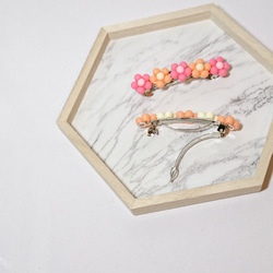 《 バレッタ 》❇ キュート ❇ 桃のお花カボションのバレッタ 7枚目の画像