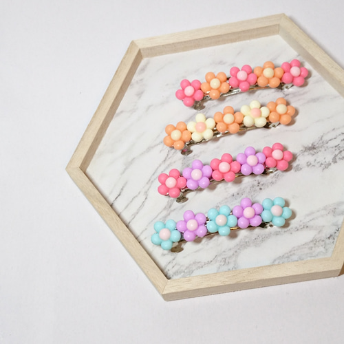 バレッタ 》❇ キュート ❇ 桃のお花カボションのバレッタ バレッタ  