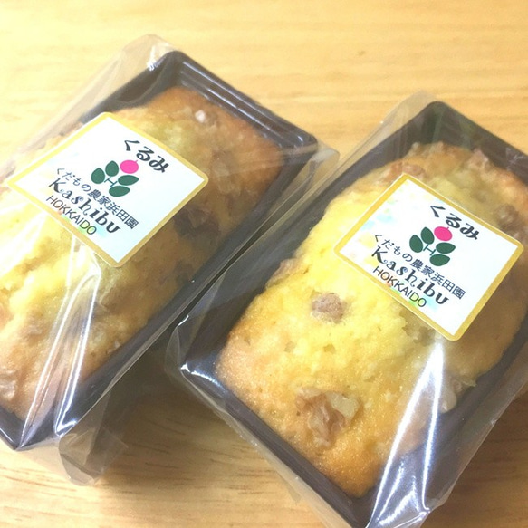 プレゼント・ギフトに！北海道の果樹園直営「パウンドケーキとブリザーブドフラワー」セット 2枚目の画像