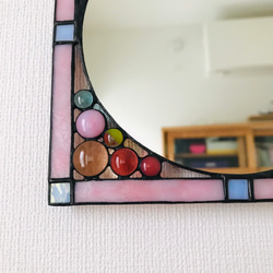 ステンドグラスの掛け鏡1 (ピンク) 3枚目の画像