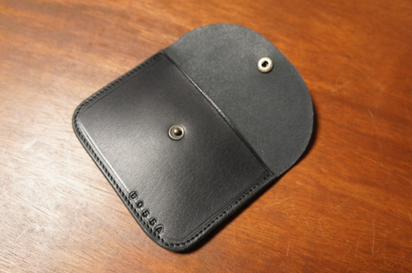 ヌメ革製 シンプル 大きい カード入れ ブラック コインケース 小銭入れ 財布 本革 BC6 3枚目の画像