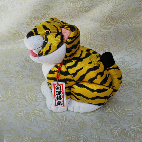 木目込人形 虎 金色 黒色 木目込人形 虎「福寿」【特別価格】 その他人形 vision 通販